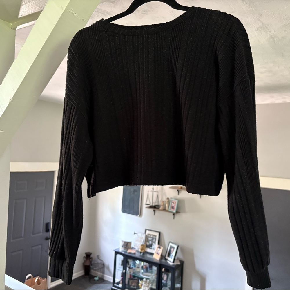 Black Ribbed Knit light Sweater